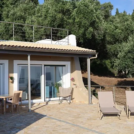 Sunrise Apartment, Stunning Sea And Mountain View *