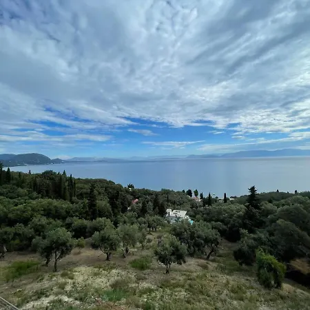 Sunrise Apartment, Stunning Sea And Mountain View Apartamento Chlomos
